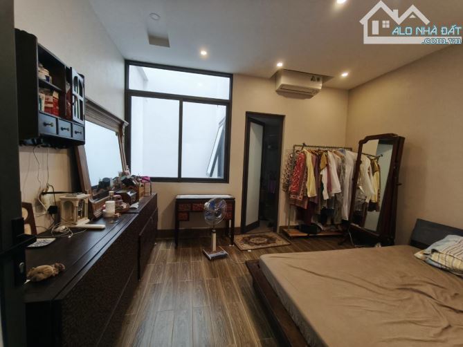 Nhà ĐẸP DÂN XÂY Ngọc Thụy 66m 5Tầng, mt 4,5m Ô TÔ THÔNG nhỉnh 11tỷ - 1