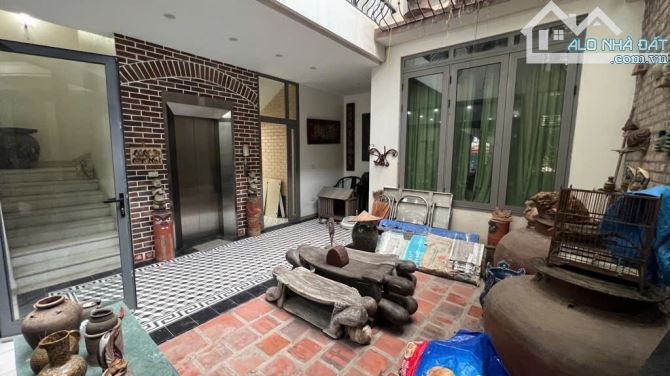 AN DƯƠNG VƯƠNG TÂY HỒ - SIÊU BIỆT THỰ SÂN VƯỜN 210m2, 6 tầng,TM, MT 8.2m - Ô tô tải tránh - 1