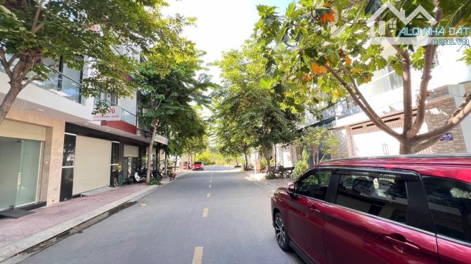Nhà 3 Tầng Có Thang Máy KĐT Hà Quang 2 Gần Đường Số 4 Gân Biển Nha Trang  Diện tích: 80m - 1