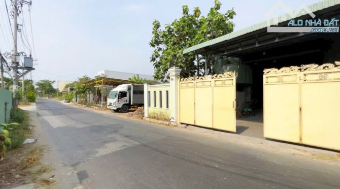 CẦN BÁN KHO CÓ SẴN NHÀ XƯỞNG 900m2 ĐƯỜNG 234 TÂN QUÝ TÂY BÌNH CHÁNH - 1