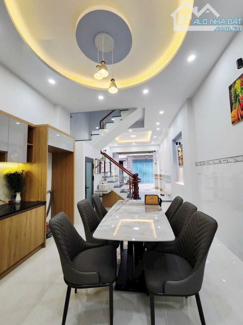 SIÊU PHẨM NHÀ 1 TRỆT 3 LẦU – HẺM 496 LÃ XUÂN OAI, P. LONG TRƯỜNG – GIÁ CHỈ 6,2 TỶ - 1