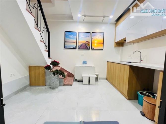 BÁN NHÀ PHỐ KIM NGƯU 15M2, CỰC HIẾM- SỔ RIÊNG HOA HẬU -  KHU TRUNG TÂM - 3 NGHỦ - LÔ GÓC - - 1