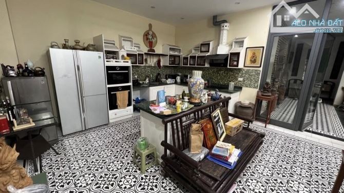 Biệt thự Tây Hồ, ô tô vào nhà, ở sướng, 120m chỉ 23 tỷ - 1