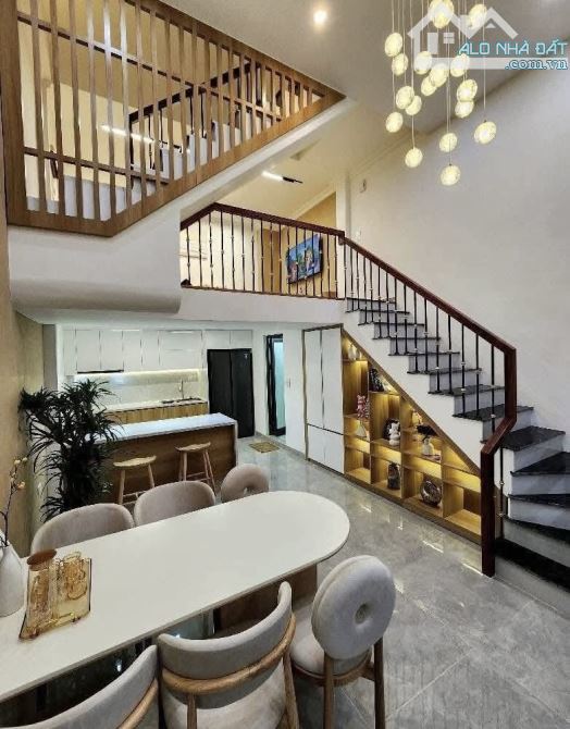 Nguyễn Đức Cảnh, 40m2 x 5 tầng, ngõ thông OTO qua, kinh doanh, full nội thất, chỉ 7.5 tỷ - 1