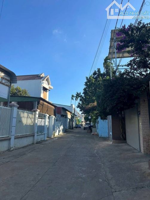 BÁN ĐẤT HẺM 104 MAI HẮC ĐẾ - DT: 4x25m - TC: 100% - H: TÂY - 2,69 TỶ - 1