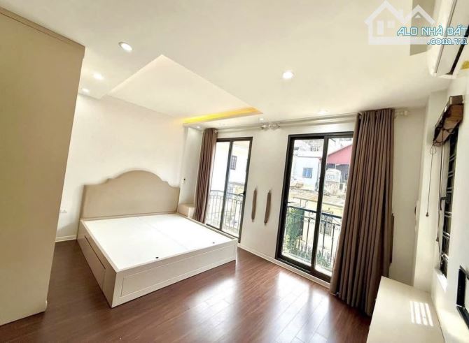Bán nhà phố Nguyễn Chính, 44m2 x 5 tầng, 15m ra OTO tránh, kinh doanh, chỉ 7.3 tỷ - 1
