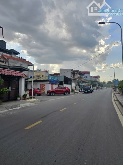 ⭐️ SIÊU PHẨM MẶT PHỐ PHÚC LỢI  LÔ ĐĂT VỈA HÈ OTO TRÁNH  KINH DOANH - 1