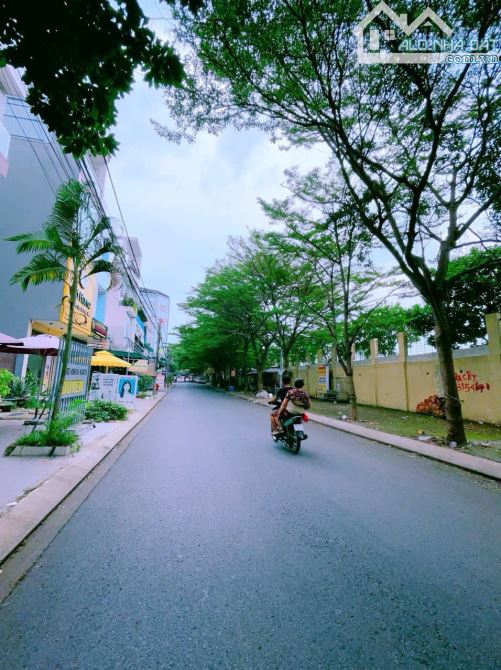 Hạ giá 850tr (8ti8 👉7 tỉ 950)  Bán căn nhà 1 trệt 3 lầu P Tam hoà Cũ - 1