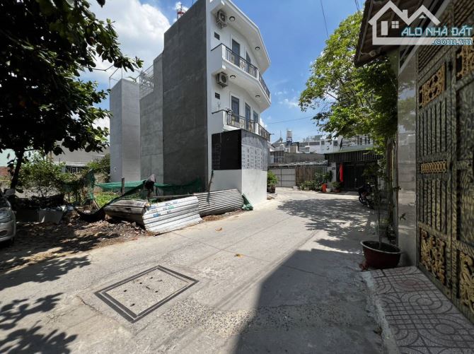 Lô đất 350m2 hẻm 6m Thông đường Nguyễn Ảnh Thủ, giá 10.95 tỷ - 1