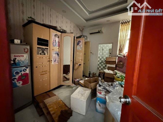 CẦN BÁN GẤP NHÀ CHÍNH CHỦ - 54m2 HẺM Ô TÔ NGỦ TRONG NHÀ -  PHAN HUY ÍCH GIÁP VỚI TRƯỜNG - 1