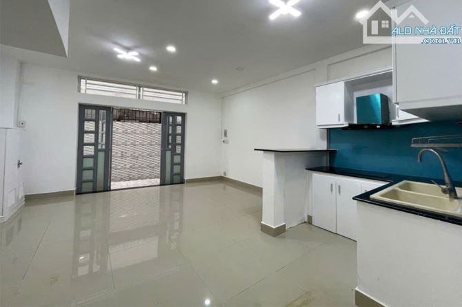 Bán nhà Thích Quảng Đức, Phú Nhuận, 30.7m² (4.7m x 7m), 2 phòng ngủ - Giá 4.8 tỷ TL - 1