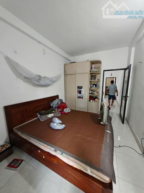 LIÊN MẠC – 37M² – 4 TẦNG – Ô TÔ TRÁNH, DỪNG, ĐỖ – VIEW HỒ – MT 3M – 5.95 TỶ - 1