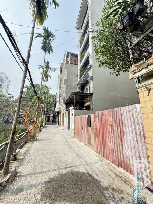 Bán đất view hồ - phố Bồ Đề - Vị trí, Thông số đẹp - DT 100 m2, MT 5.8m - giá 21.5 tỷ - 1