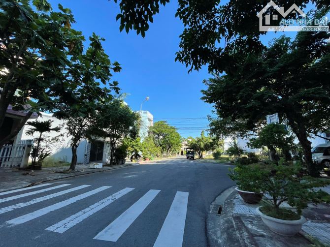 MT VŨ DUY ĐOÁN 110 M2 GIÁ 7 TỶ7 - ĐẤT BIỂN SƠN THỦY - LVCC - 1