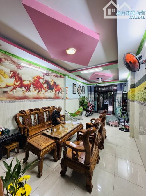 NHÀ 3 TẦNG 4PN KIÊN CỐ, (4 x 20 81m²)ĐƯỜNG 6M THÔNG🚘GIÁP AEON TÂN PHÚ 👉CHỈ 6 TỶ xx💥 - 1