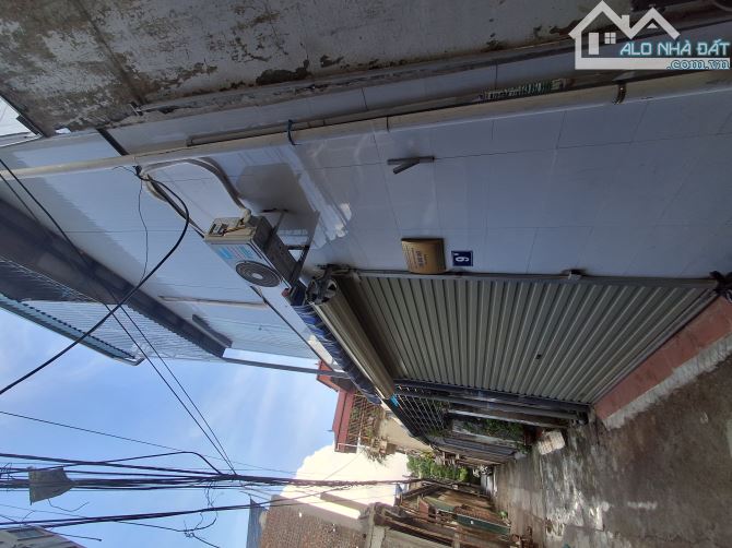 Nguyễn Khoái – 74m² – 3 tầng – Mặt tiền 5m – Cách phố 30m – Ở hoặc kinh doanh văn phòng - 1