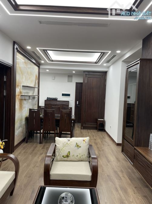 Cho thuê nhà MP Nguỵ Như dt 60mx 5 tầng, 30tr/th - 1