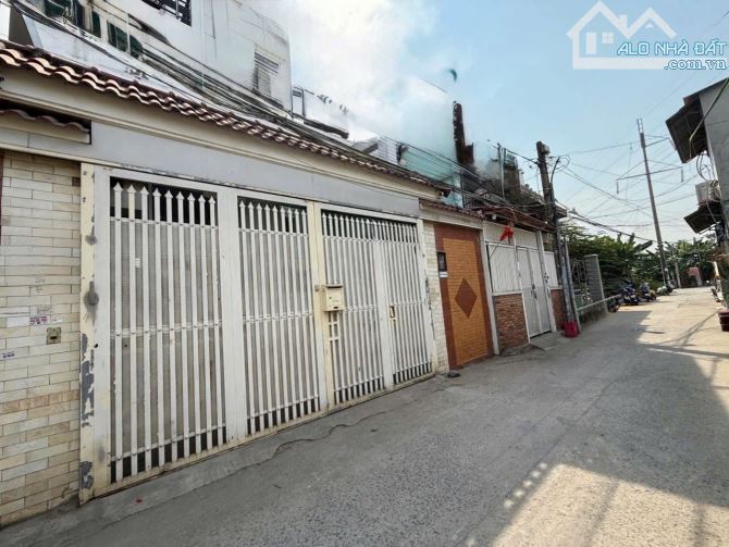 Bán biệt thự 4 tầng 9x15, đường 11, phường Trường Thọ giá rẻ - 1