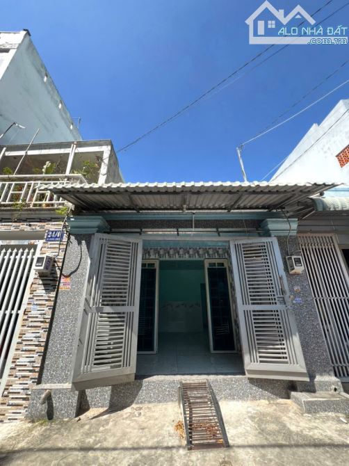 Nhà cấp 4 sổ hồng riêng đường 5m / trung chánh hóc môn ngay nguyễn ảnh thủ - 1