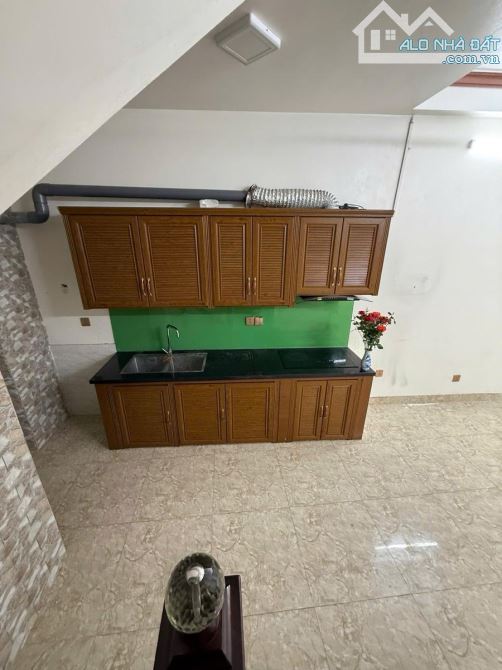 Nhà 4 tầng mới đẹp - ngõ rộng - gần phố Phúc Lợi - SDCC - 5,2 tỷ có bớt - 1