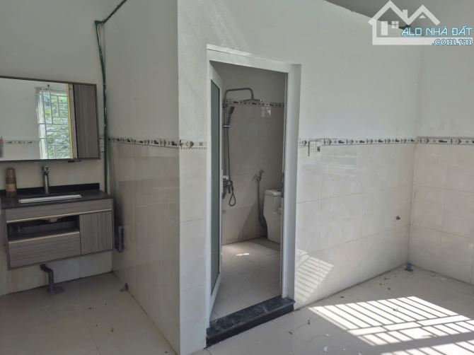 Chỉ 7.650 Bán Nhà 3 tầng Nam Việt á,tặng nội thất xịn,sát sông kề biển,ngũ hành sơn,đà nẵn - 1
