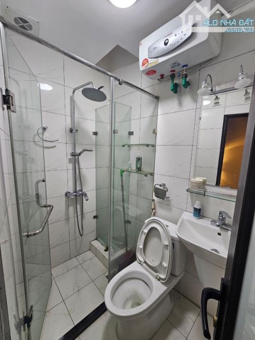 LÁNG HẠ-32Mx6TẦNG-MT 5.6M- NHÀ ĐẸP GẦN PHỐ-CÁCH ÔTÔ 20M-HÀNG XÓM KHÁCH SẠN FORTUNA-9TỶ - 1