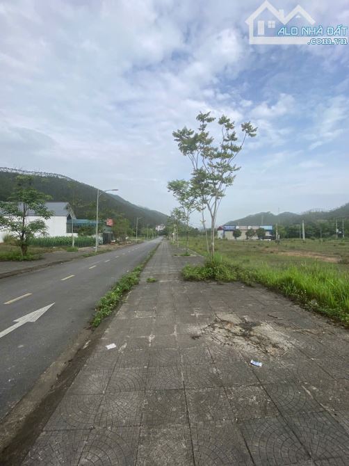 BÁN LÔ ĐẤT 200M² – BẾN SƠN YÊN LẬP – PHÂN LÔ VỈA HÈ RỘNG – KINH DOANH SIÊU ĐỈNH - 1