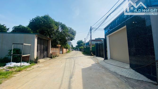 150m Vị Trí Vàng Kinh Doanh Luôn Tại Xã Phú Cát Gần CN Cao Gần Gametro - 1