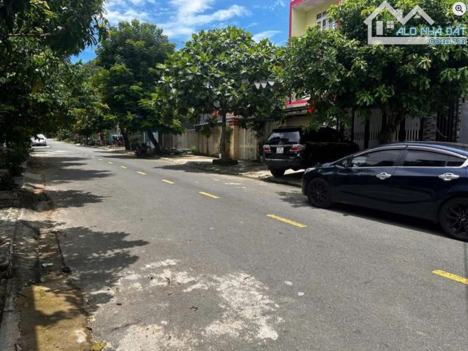 Chào bán lô đất đẹp Mt đường Hoàng Trung Thông kẹp cống bên cạnh 1,5m , Liên Chiểu, Đà - 1