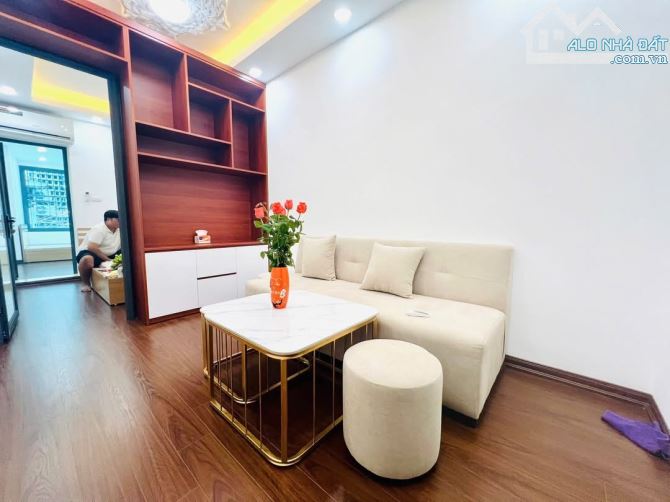 Phố Cổ - Hàng Hiếm - Tập Thể Hàng Bún - Ba Đình - Dt:60m2/2PN*nhỉnh 3 tỷ - 1