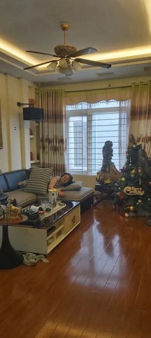TRƯỜNG CHINH, NHÀ ĐẸP GẦN PHỐ, GẦN NGÃ 4 SỞ, 14.7 TỶ 53M2 5 TẦNG, NỘI THẤT XỊN SÒ, Ở SƯỚNG - 1