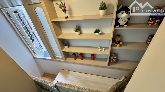 SIÊU ĐẸP Ở LUÔN ( Ảnh Thật 100%)- Căn Hộ Tập Thể Phố Lý Thường Kiệt - Căn Góc 80M2 - Full - 1