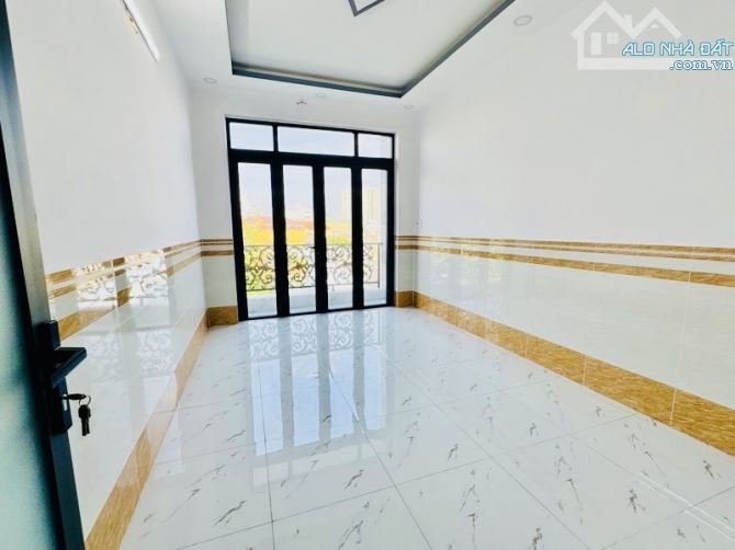 NHÀ ĐẸP 4 TẦNG – 68,4M² – BÌNH ĐÔNG, P.14 Q.8 – NGAY CHUNG CƯ AQUA – HẺM 4M THÔNG - 1