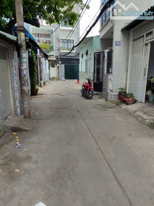 NHÀ CẤP 4, DT khủng 75m2 (4.3 x 17), Nở hậu 4.5m, chỉ 4.9 ty TL - 1