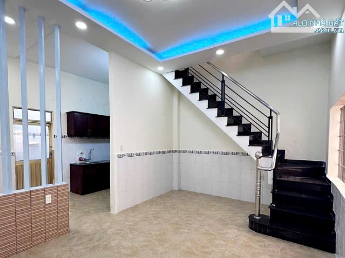 Bán nhà đẹp 1 lầu 2 phòng hẻm Âu Dương Lân, Quận 8 - 1