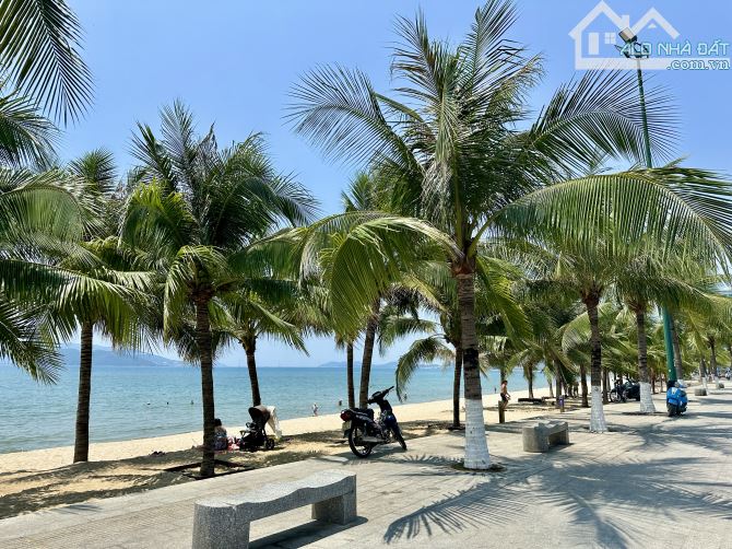 Bán đất lô góc 2 mặt tiền hẻm Pasteur, gần biển, ngang 10m dài 10m cực đẹp. Giá 14 tỷ - 1
