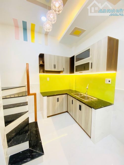 Nhà 2 tầng Bình Đông Q8– 35m² – Vào ở ngay -gần cầu số 2 – sổ hồng riêng - 1