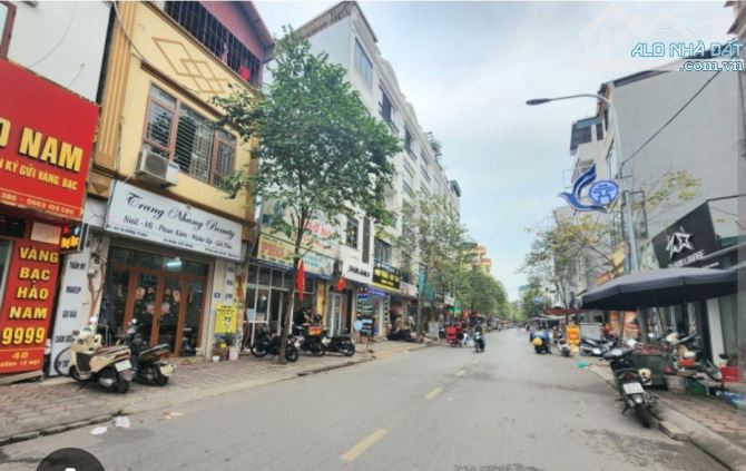 NHÀ MỚI, Ô TÔ ĐỖ CỔNG 5 TẦNG TRƯỚC CỔNG VỈA HÈ, Ô TÔ TRÁNH NHAU, NGAY TRUNG TÂM VĂN ĐIỂN C - 1