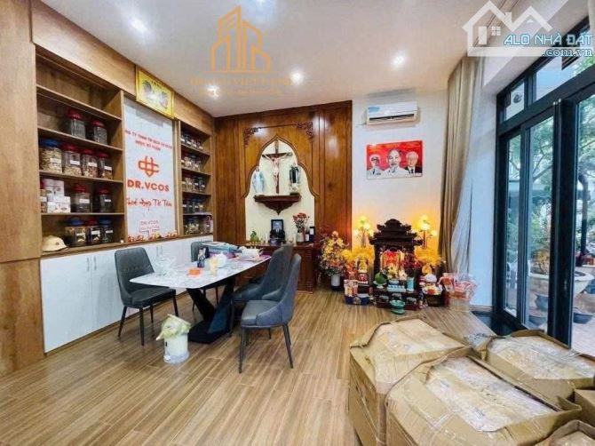 BÁN NHÀ 4 TẦNG GÓC 2 MẶT TIỀN KHU HIỆP PHÚC. DT: 5,2 x 15M. GIÁ: 9,9 TỶ - 1