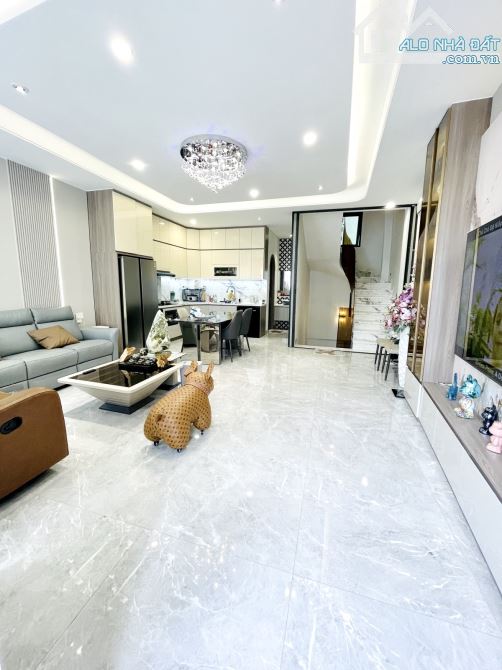 🏙️ MẶT TIỀN KINH DOANH - 5 tầng, 60m² ngay Khánh Hội, Q.4 chỉ 1️⃣5️⃣.6️⃣ tỷ còn TL! - 1