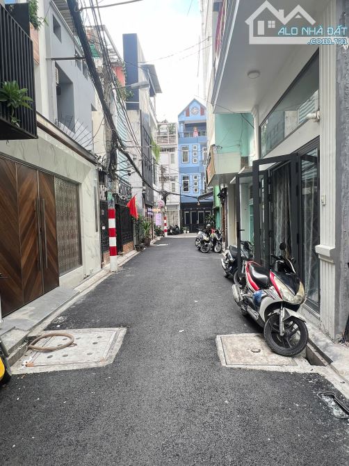Bán Nhà Lê Thị Riêng, Bến Thành, Quận 1, DT: 4,75 x 14m 5 tầng HĐT: 50 triệu/ tháng 18 tỷ - 1