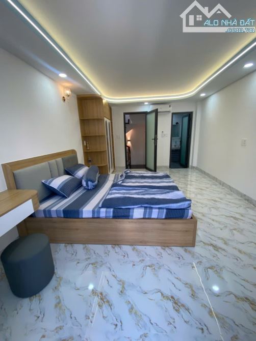 Siêu hiếm! Bán Nhà Đẹp 5 Tầng Full NT Nguyễn Thượng Hiền - DT 4x11m - 4 Phòng Ngủ Mới Keng - 1