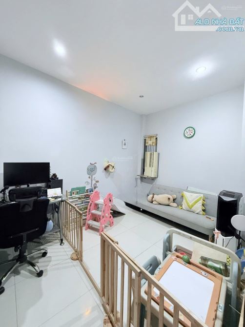 Giảm 2 tỷ! Bán nhà(4x13m) HXH Hutech Ung Văn Khiêm Bình Thạnh 4 tầng-HĐT 20tr/th - 1