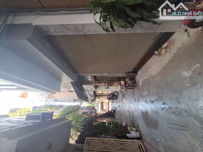 Nguyễn Khoái – Nhà mới – Ô tô qua cửa 28.2m² – 5 tầng giá nhỉnh 6 tỷ - 1