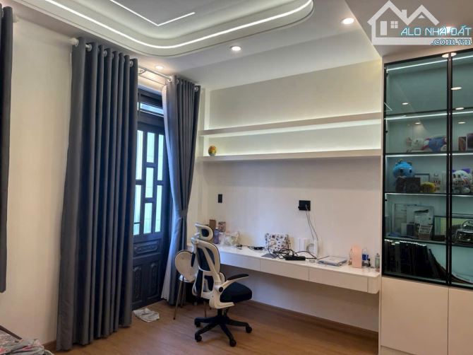 BÁN NHÀ ĐƯỜNG THỐNG NHẤT, PHƯỜNG 16 Ô TÔ ĐẬU TRONG NHÀ - 3 TẦNG HOÀN CÔNG ĐỦ - 1
