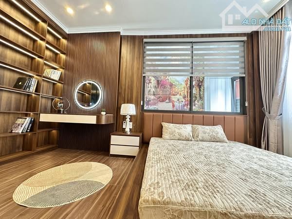 PHỐ NGỌC KHÁNH 16 TỶ DT 60M MT 5M 6T NGÕ THÔNG KINH DOANH VIEW LOTTE - 1