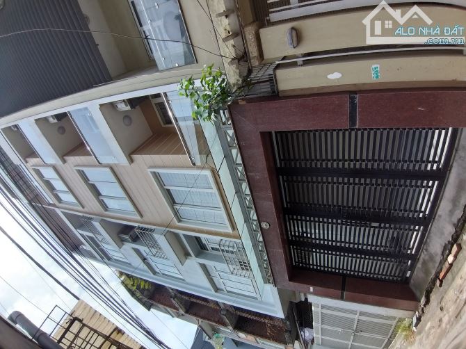 Cho thuê nhà Trần Vỹ, 120m2, 4 tầng, 20 triệu làm chuyển phát nhanh, văn phòng. - 1