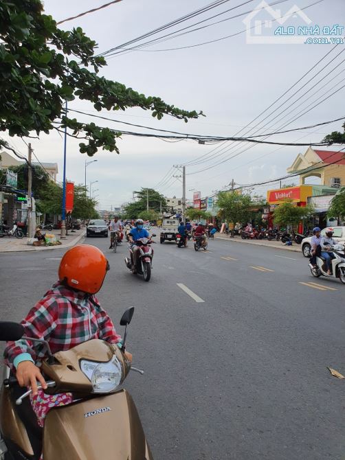 Bán nhà hẻm Nguyễn Hữu Cảnh phường Thắng Nhát hẻm 8m giá 5.2 tỷ Dt 60m2 gần Mặt tiền - 1