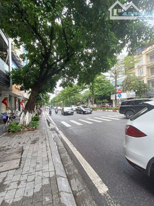 Bán đất MP Kim Mã 620m2-mặt tiền 18m Đẹp nhất phố–không có mảnh thứ 2. - 1