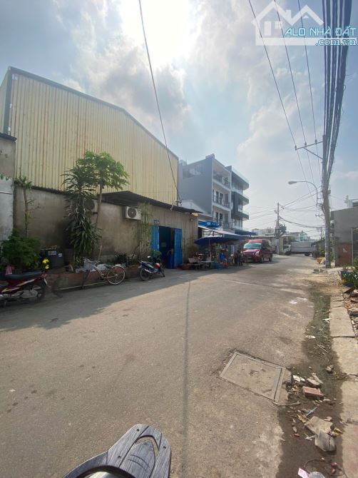 Bán kho xưởng Bình Tân-Hương Lộ 2 (10m*21,7m - 11tỷ6 TL) hẻm 10m thông ra Chiến Lược - 1